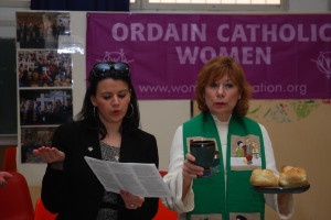 Priesterin Janice Sevré 