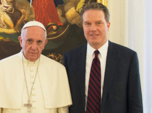 Papst Franziskus und Greg Burke, neuer Vatikansprecher und Opus Dei Mitglied