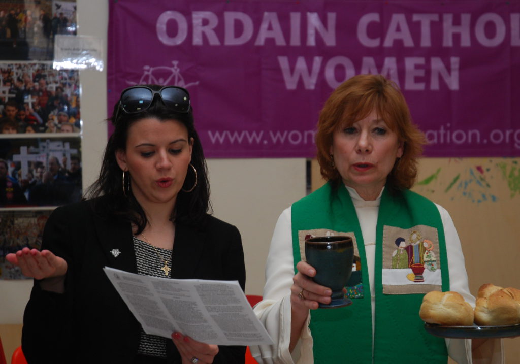 Ohne radikale Reform des Weiheverständisses ist das Frauendiakonat keine Lösung. (Foto: Südbeck-Baur)